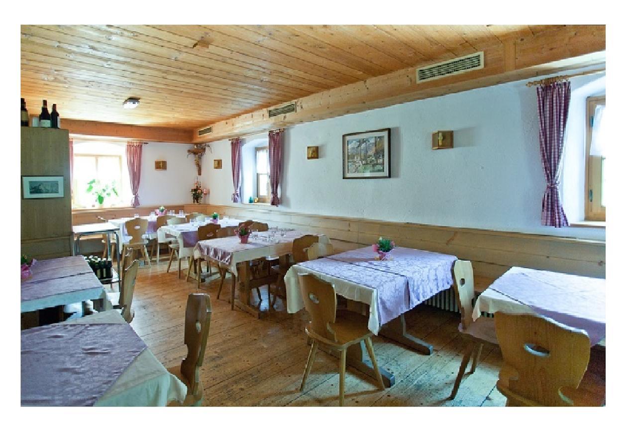 Hotel Zur Kirche Magre all' Adige Номер фото