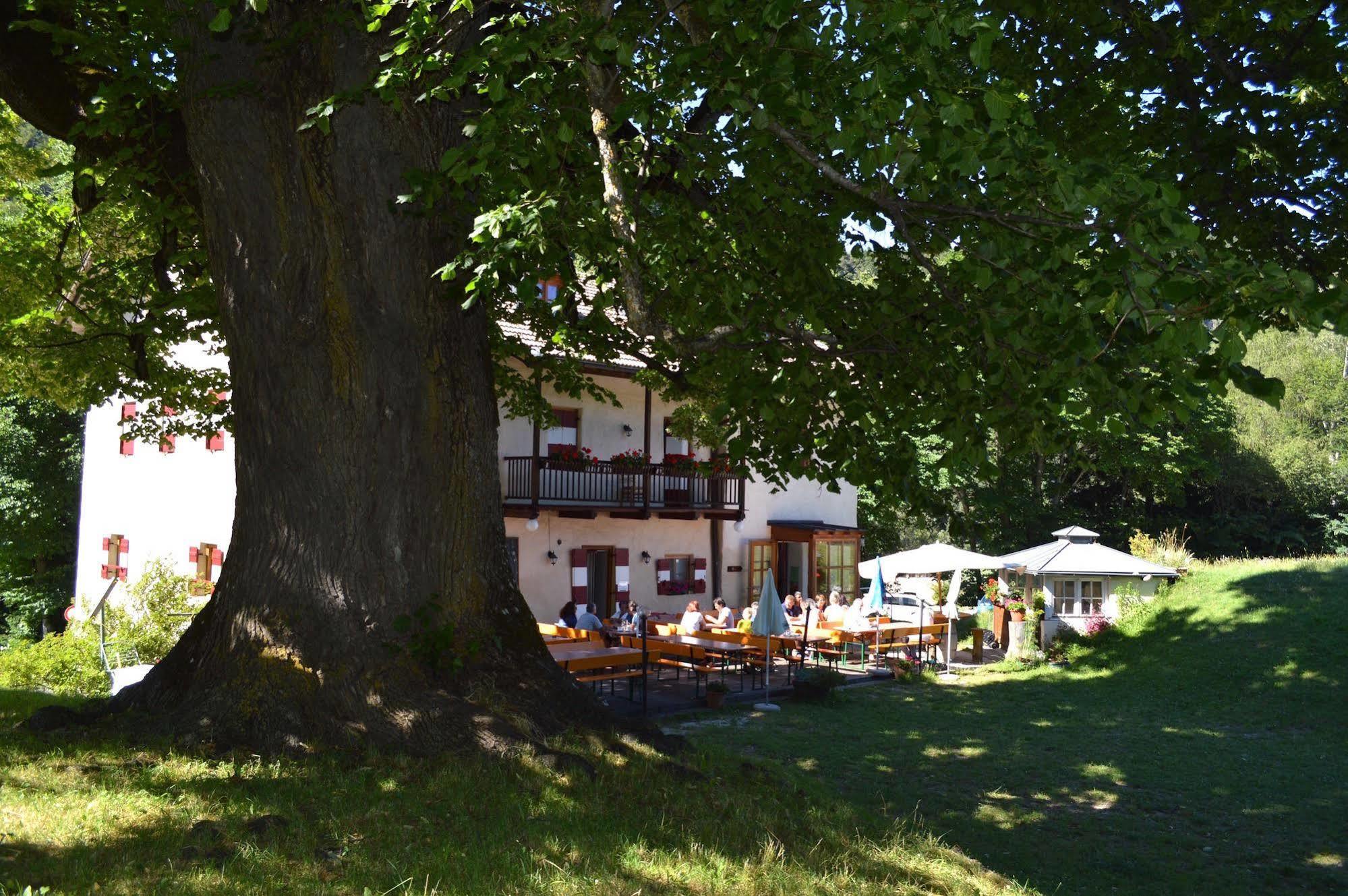 Hotel Zur Kirche Magre all' Adige Экстерьер фото